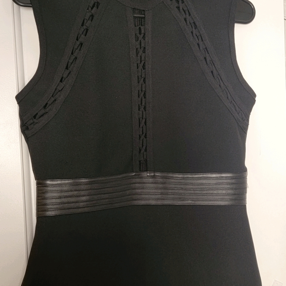 Body-con!!!! Sleeveless dress